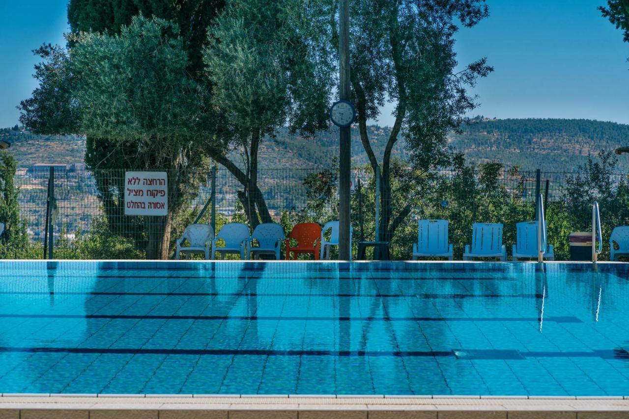 Tzuba Hotel Екстериор снимка