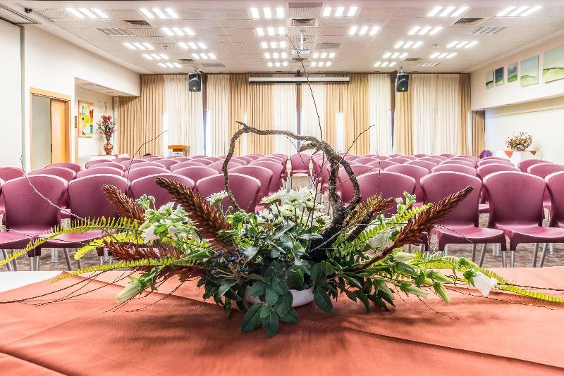 Tzuba Hotel Екстериор снимка